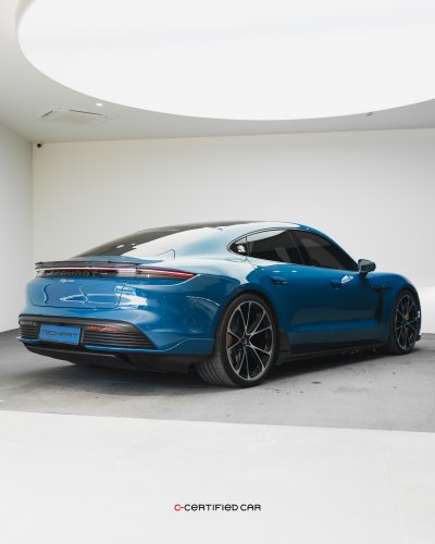 Porsche Taycan (2021)