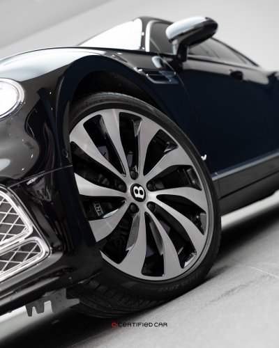 Bentley Flying Spur (2022)