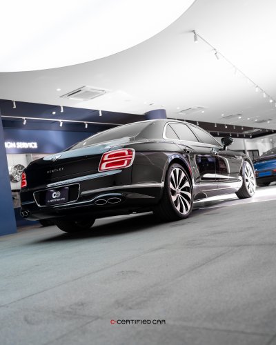 Bentley Flying Spur (2022)