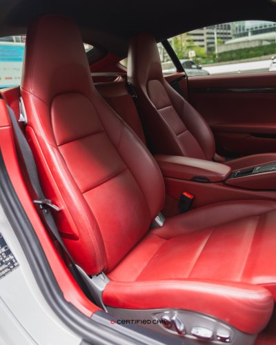 Porsche 718 Cayman (2022)