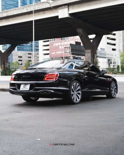 Bentley Flying Spur (2022)