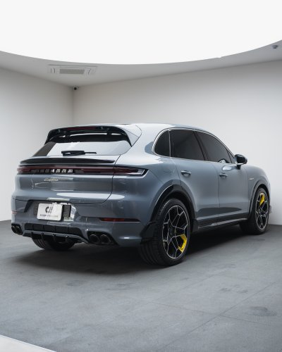 Porsche Cayenne (2023)