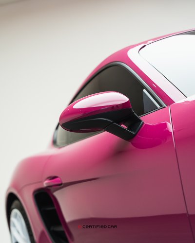 Porsche 718 Cayman (2023)