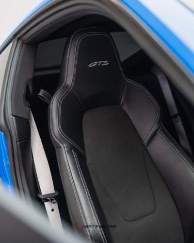 Porsche 911 Carrera GTS (2022)