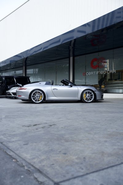 Porsche 911 Speedster (2019)