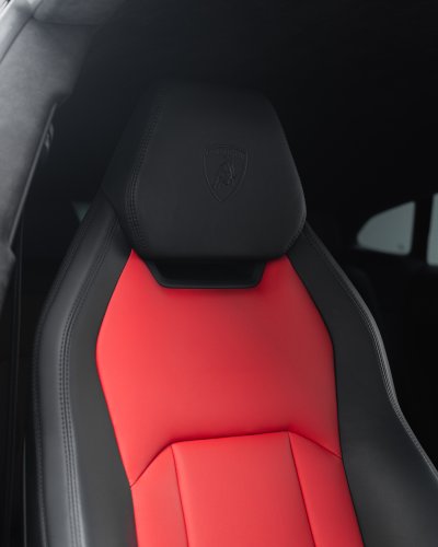 Lamborghini Urus (2020)