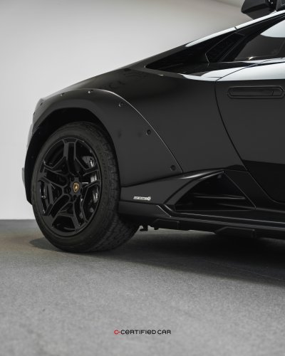 Lamborghini Huracán Sterrato (2024)