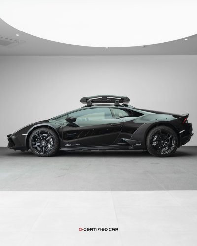 Lamborghini Huracán Sterrato (2024)
