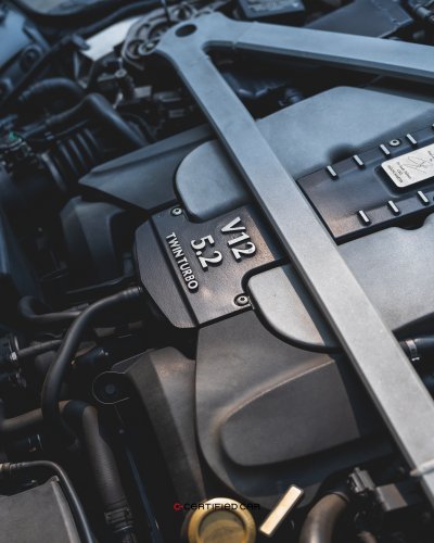 Aston Martin DB11 (2017)