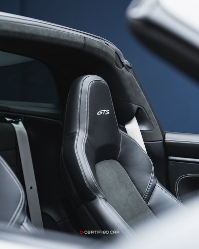 Porsche 911 Targa 4 GTS (2022)