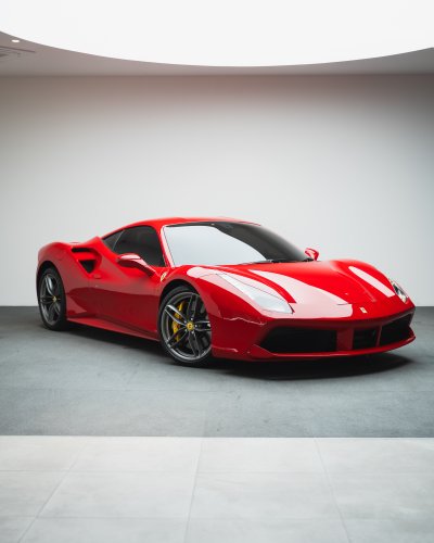 Ferrari 488 GTB (2016)