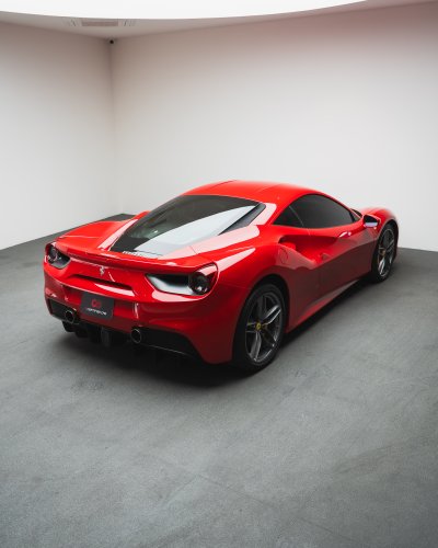 Ferrari 488 GTB (2016)