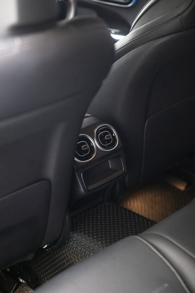 Mercedes Benz C220d (2024)