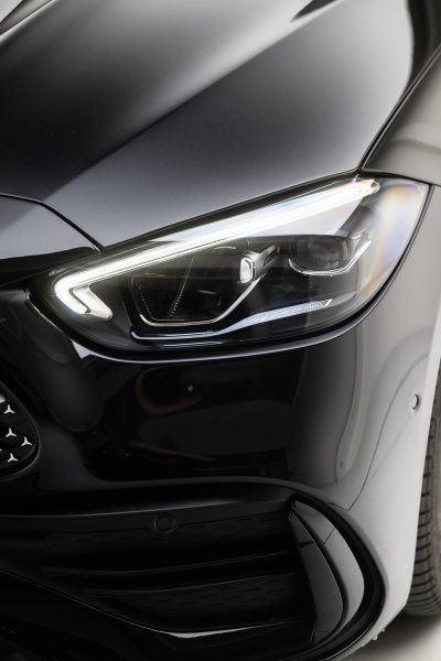 Mercedes Benz C220d (2024)