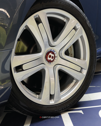 Bentley Continental GTC V8