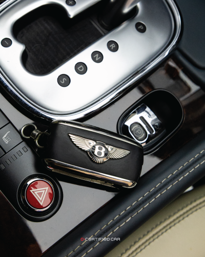 Bentley Continental GTC V8