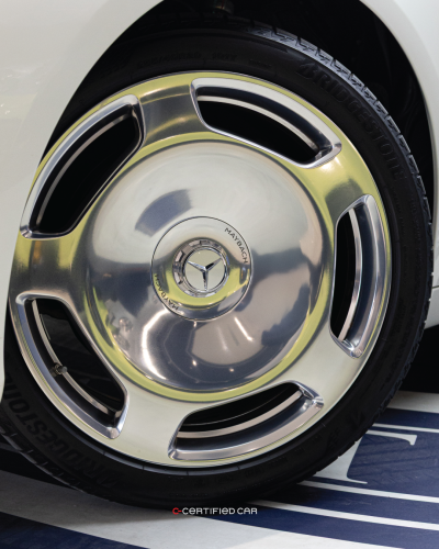 Mercedes Benz - Maybach