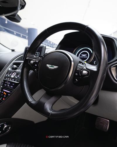 Aston Martin DB11 V12