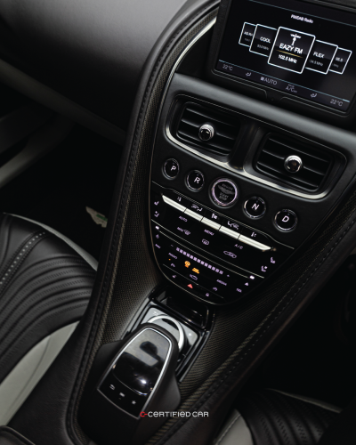 Aston Martin DB11 V12