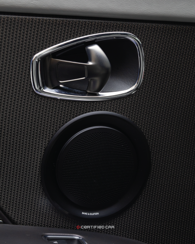 Aston Martin DB11 V12