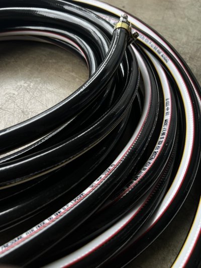 สายลมดำ - เดี่ยวพีวีซี (PVC) สายลมดำ - เดี่ยวพีวีซี (PVC)