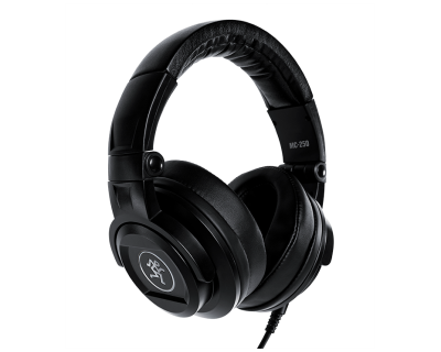 Mackie. MC-250