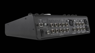Mackie. Big Knob Studio+