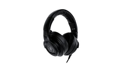 Mackie. MC-250