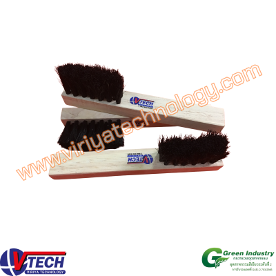 105-3 แปรงด้ามมือขนไนล่อน