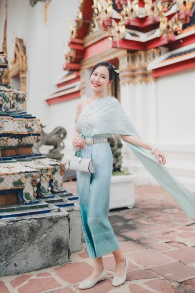 Thai Costume 003