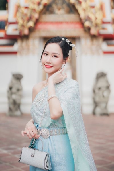 Thai Costume 003