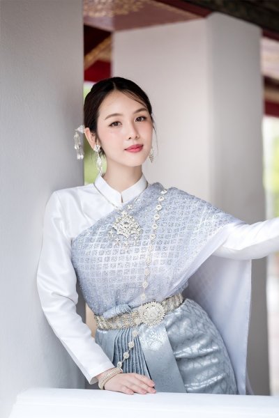 Thai Costume 004