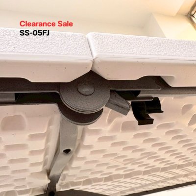 โต๊ะพับอเนกประสงค์ 150 ซม. รุ่น SS-05FJ