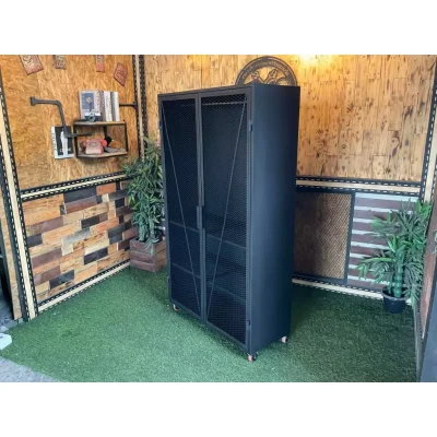 ตู้เก็บของ มีราวแขวน มีล้อเลื่อน