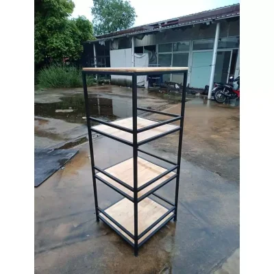 ชั้นวางต้นไม้ 4 ชั้น กันตก พื้นไม้