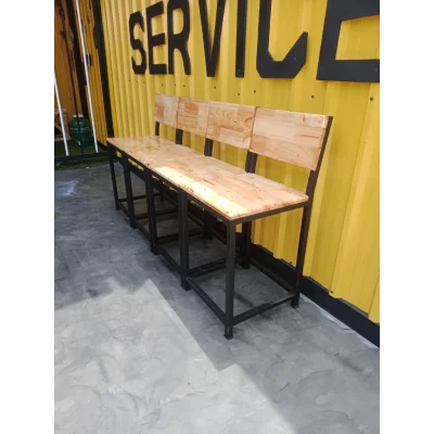 เก้าอี้กมีพนักพิงหลัง พื้นไม้ และ ตะแกรง เก้าอี้กมีพนักพิงหลัง พื้นไม้ และ ตะแกรง