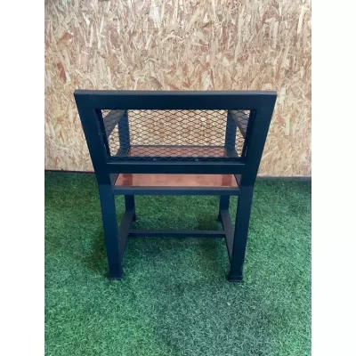 เก้าอี้มีพนักพิงและที่พักแขน  คุณภาพดี เก้าอี้มีพนักพิงและที่พักแขน  คุณภาพดี