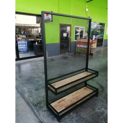 ชั้นลอยต่างระดับ 2 ชั้นมีกันตก ล้อพื้นไม้