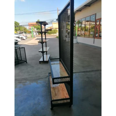 ชั้นลอยต่างระดับ 2 ชั้นมีกันตก ล้อพื้นไม้