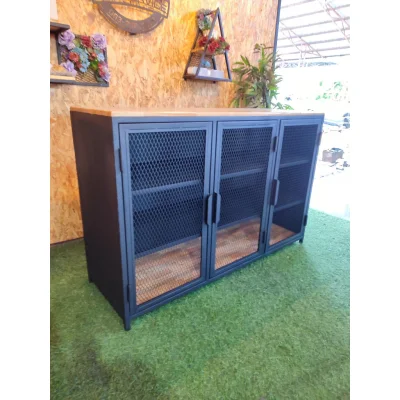 ตู้เก็บของ 4 ชั้น มีบานพับเปิด-ปิด 3 บาน ท็อปไม้