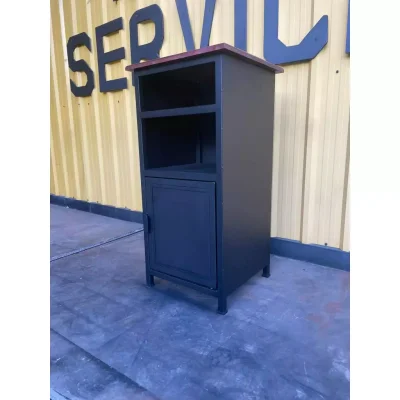 ชั้นวาง 4 ชั้นมีบานพับ โครงเหล็กใช้เป็นเหล็กกันสนิม ชั้นวาง 4 ชั้นมีบานพับ โครงเหล็กใช้เป็นเหล็กกันสนิม