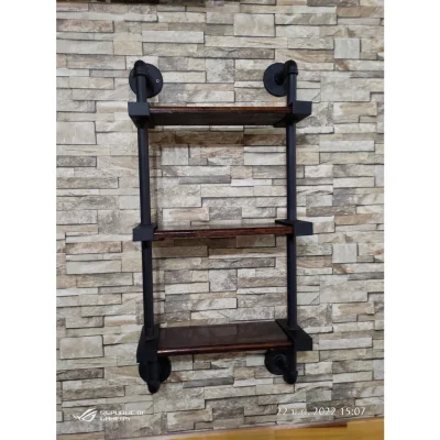 ชั้นติดผนัง3ชั้นตกแต่งตะแกรงและไม้ ชั้นติดผนัง3ชั้นตกแต่งตะแกรงและไม้