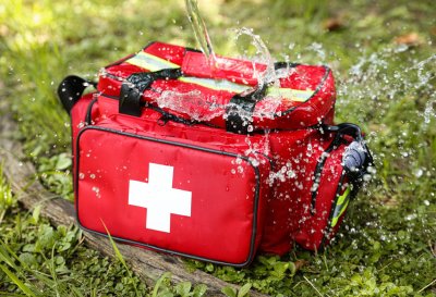 EMERGENCY KIT - BASIC ( 26 ITEMS ) ( RED )