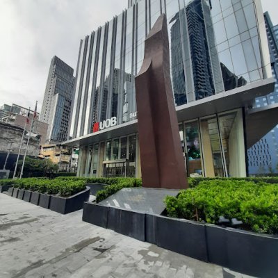 UOB (THAI) PCL HEAD OFFICE AT SUKHUMVIT 26, BANGKOK, THAILAND 