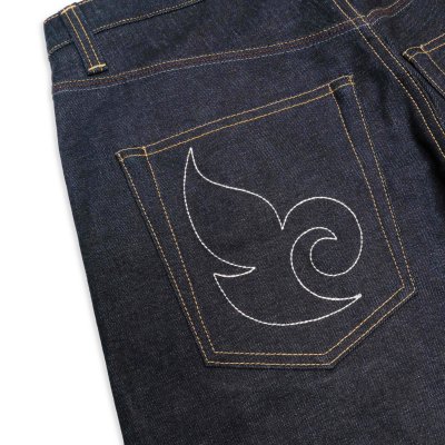 Indigoskin Earth Series Jeans Modern Straight Fit (กระบอกตรง)
