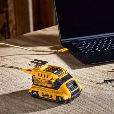อะแดปเตอร์ชาร์จแบตเตอรี่ 20V Max USB-C DEWALT รุ่น DCB094-B1