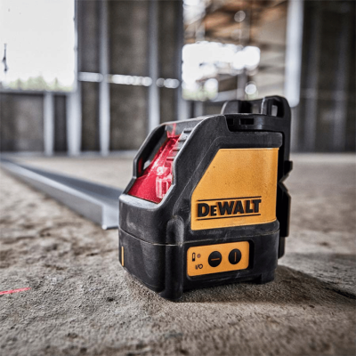DeWALT DW088-XJ Laser Colour Red 2 Line Laser Level