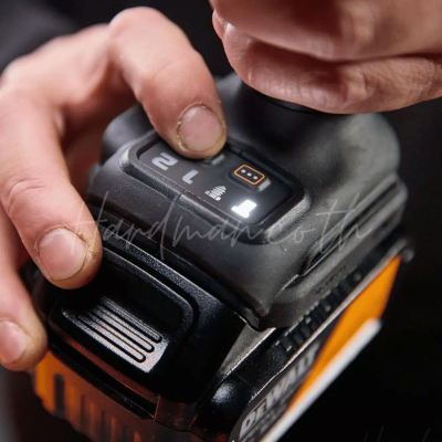 DeWalt DCF92MP2T-XE 18V XR Cordless 1/2" Compact Impact Wrench Combo Kit