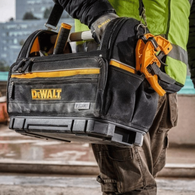 กระเป๋า TSTAK แบบด้ามจับยาว DEWALT รุ่น DWST82990-1