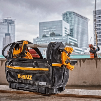 กระเป๋า TSTAK แบบด้ามจับยาว DEWALT รุ่น DWST82990-1